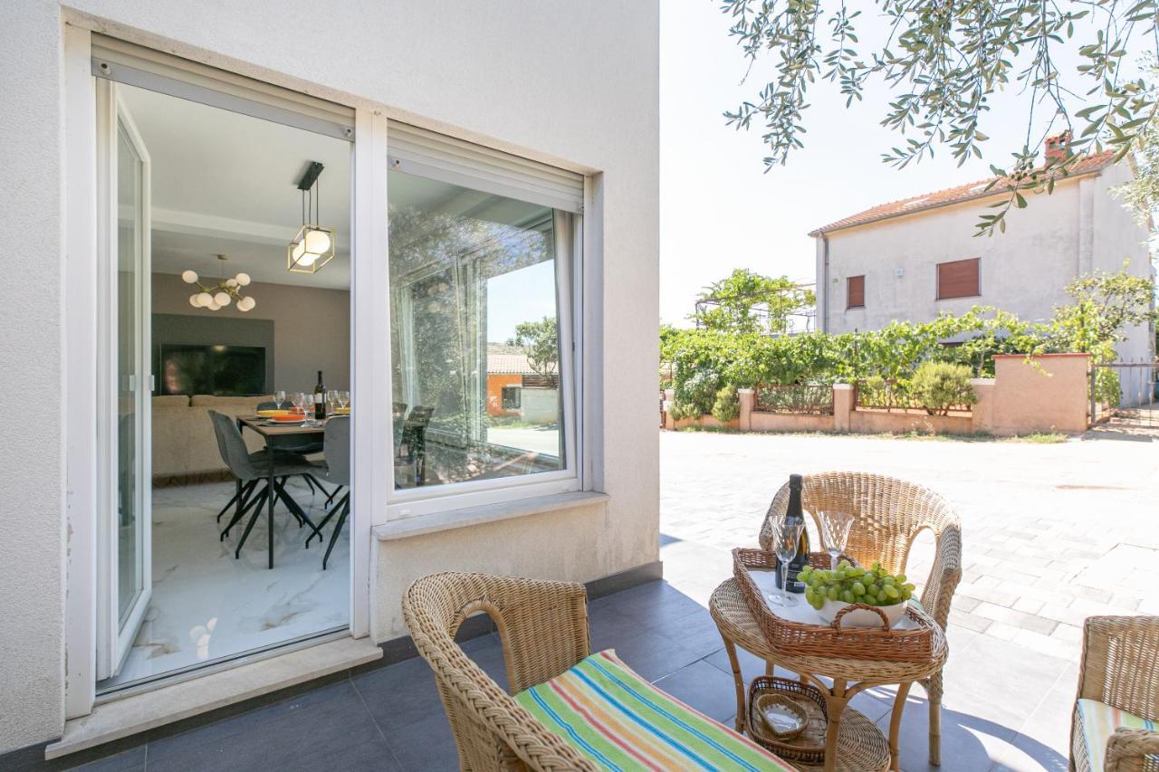 Apartman Suzi Пула Экстерьер фото